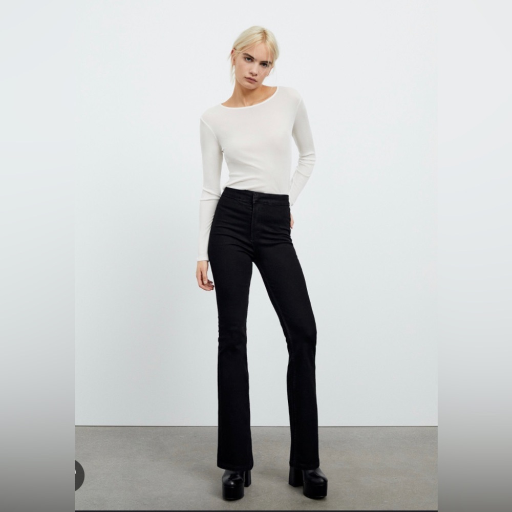 COPY - ZARA || Flared Skinny Jeans Black ||